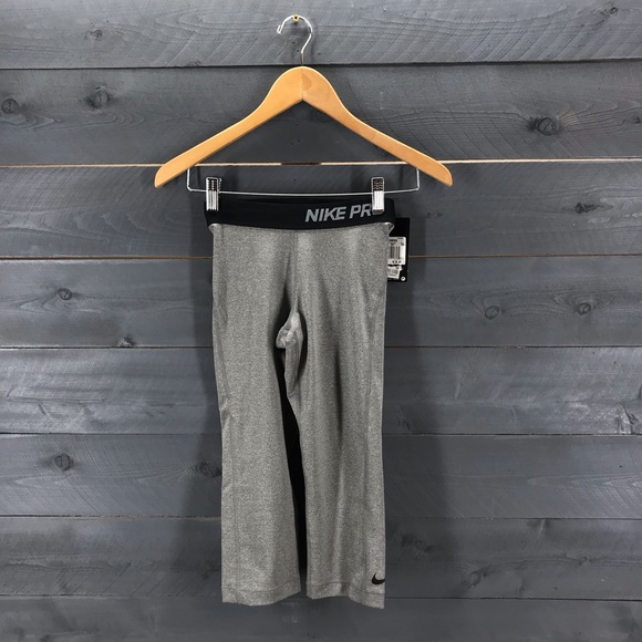 Nike Pants - NIKE PRO Crop Leggings Tights Gray Size XS NWT